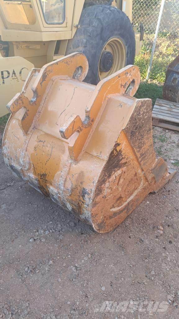 CAT M 322 C Wheeled excavators