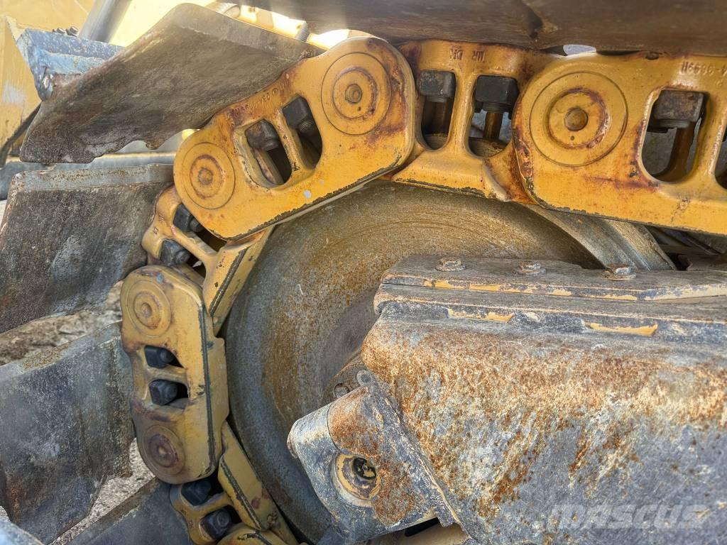 CAT D 6 T XL Crawler dozers