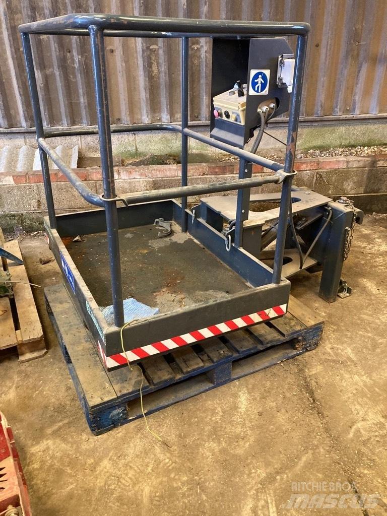 Merlo Wired Man Cage Telescopic handlers