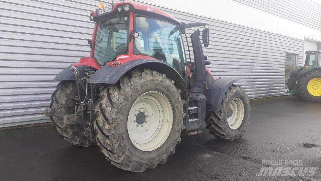 Valtra N 154 Tractors