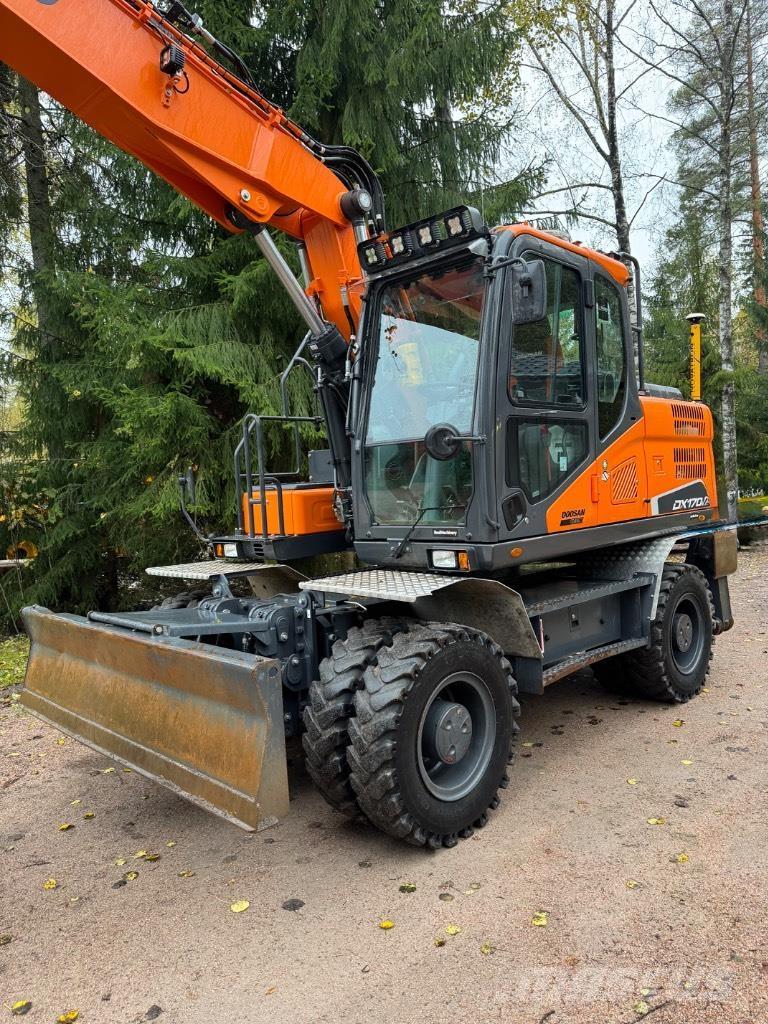 Doosan DX 170 W-5 Wheeled excavators