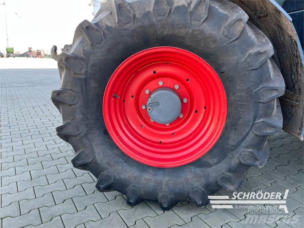 Fendt 415 VARIO Tractors