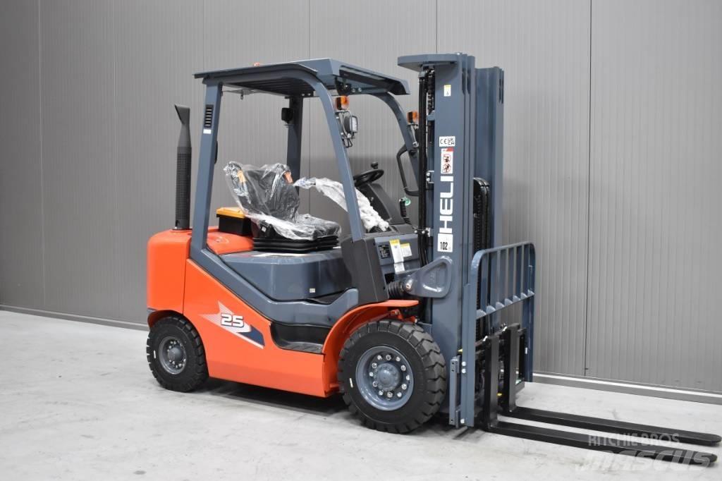 Heli CPCD 25-KU20H Diesel trucks