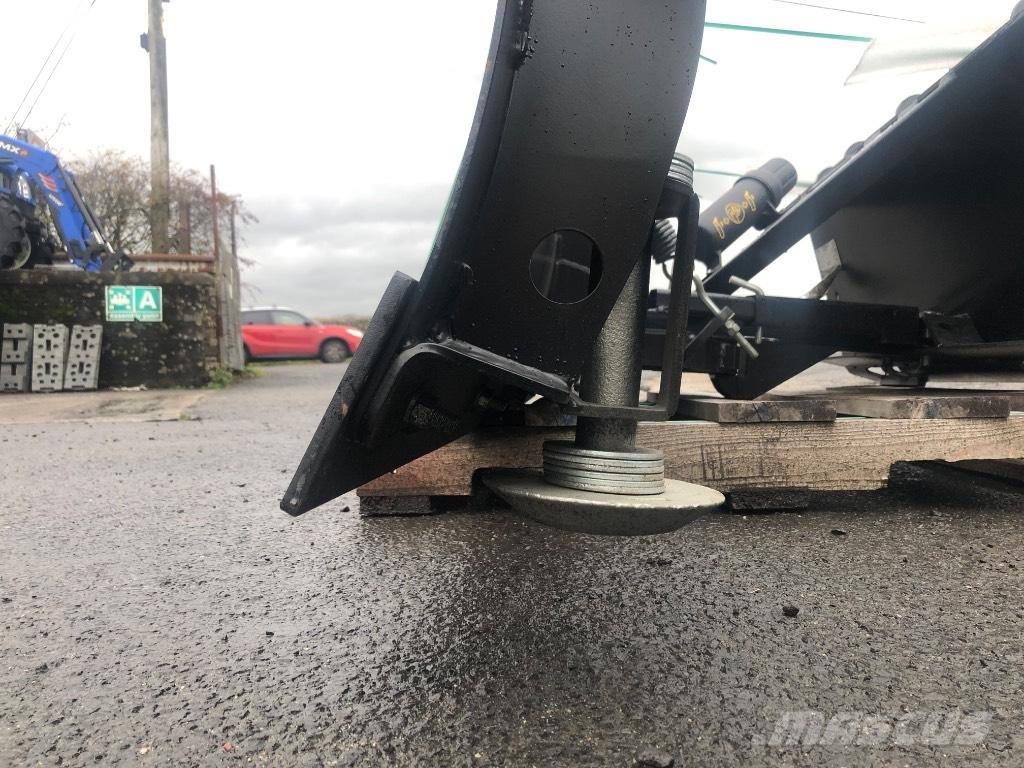 JCB Snow Plough Plows