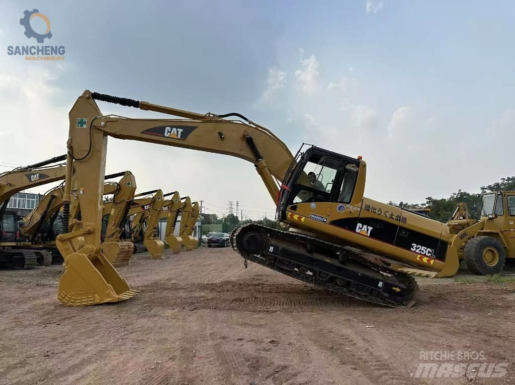 CAT 325 CL Crawler excavators