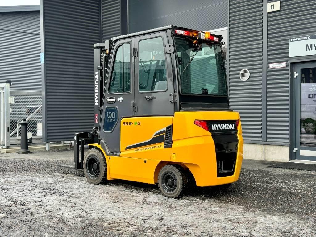 Hyundai 35B-9U Electric forklift trucks