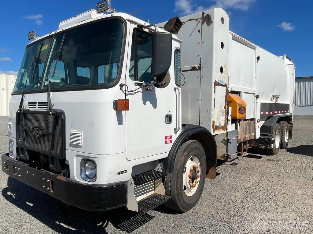 Autocar XPEDITOR Waste trucks