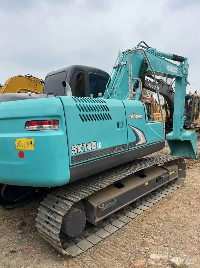 Kobelco SK140 Crawler excavators