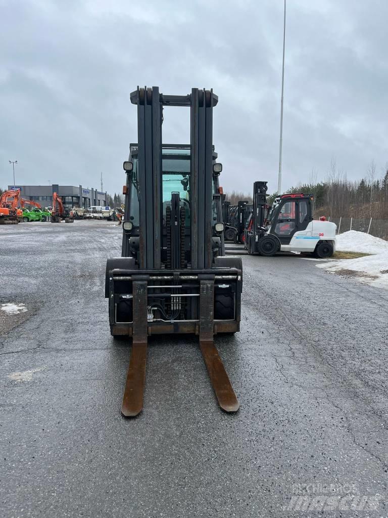 Nissan WG1F4A50Y Diesel trucks