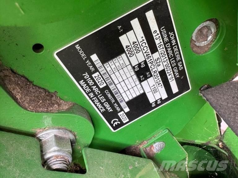 John Deere V461R Round balers