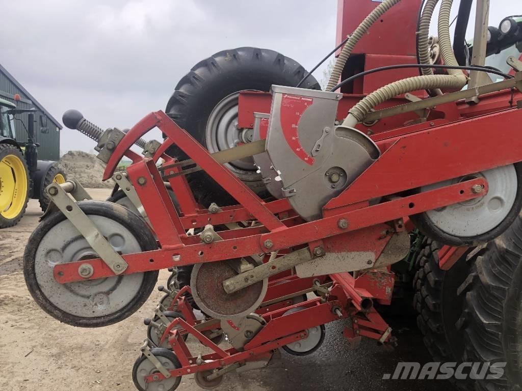 Kverneland Miniair S Sowing machines