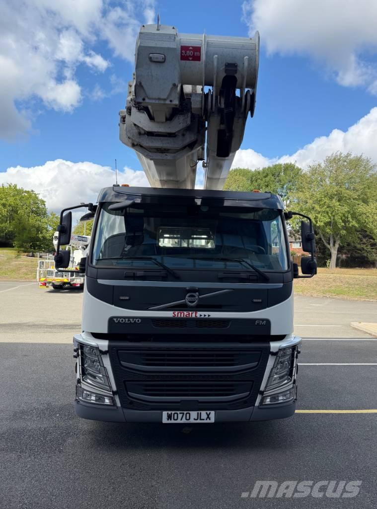 Bronto Skylift S56XR Truck mounted platforms