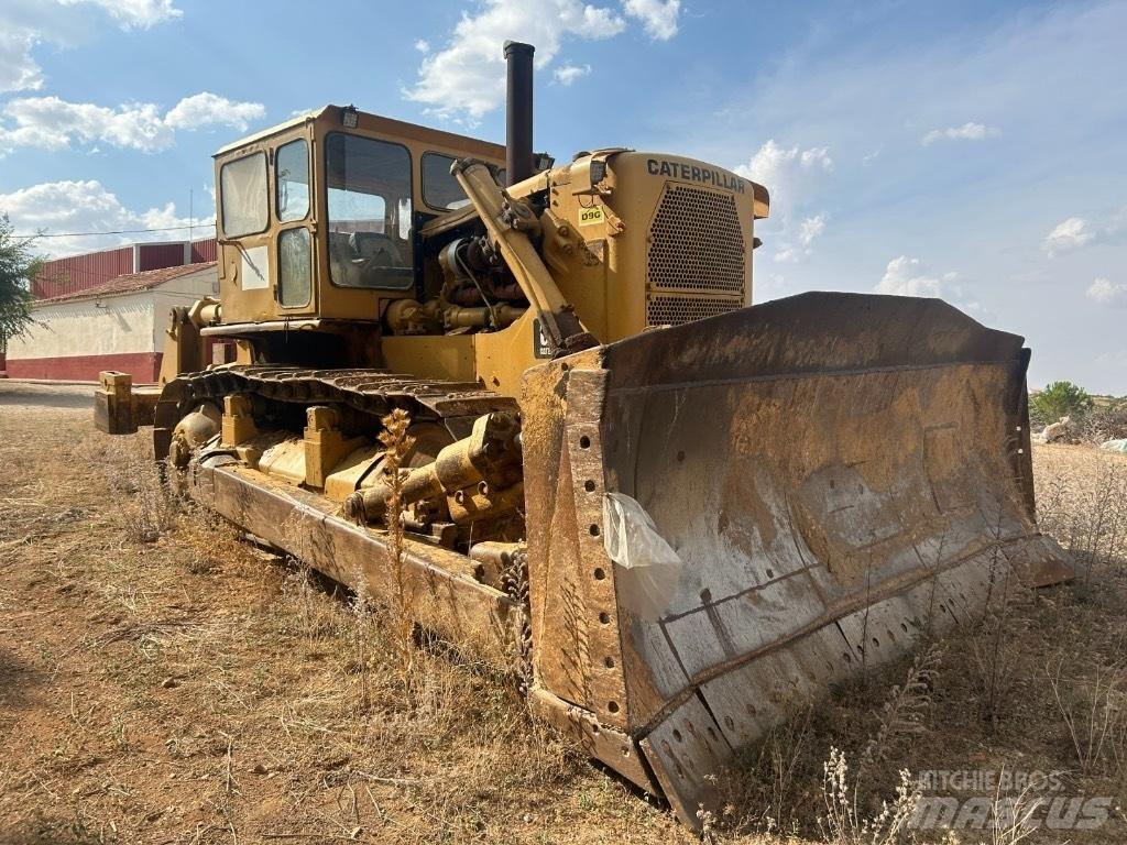 CAT D 9 G Crawler dozers