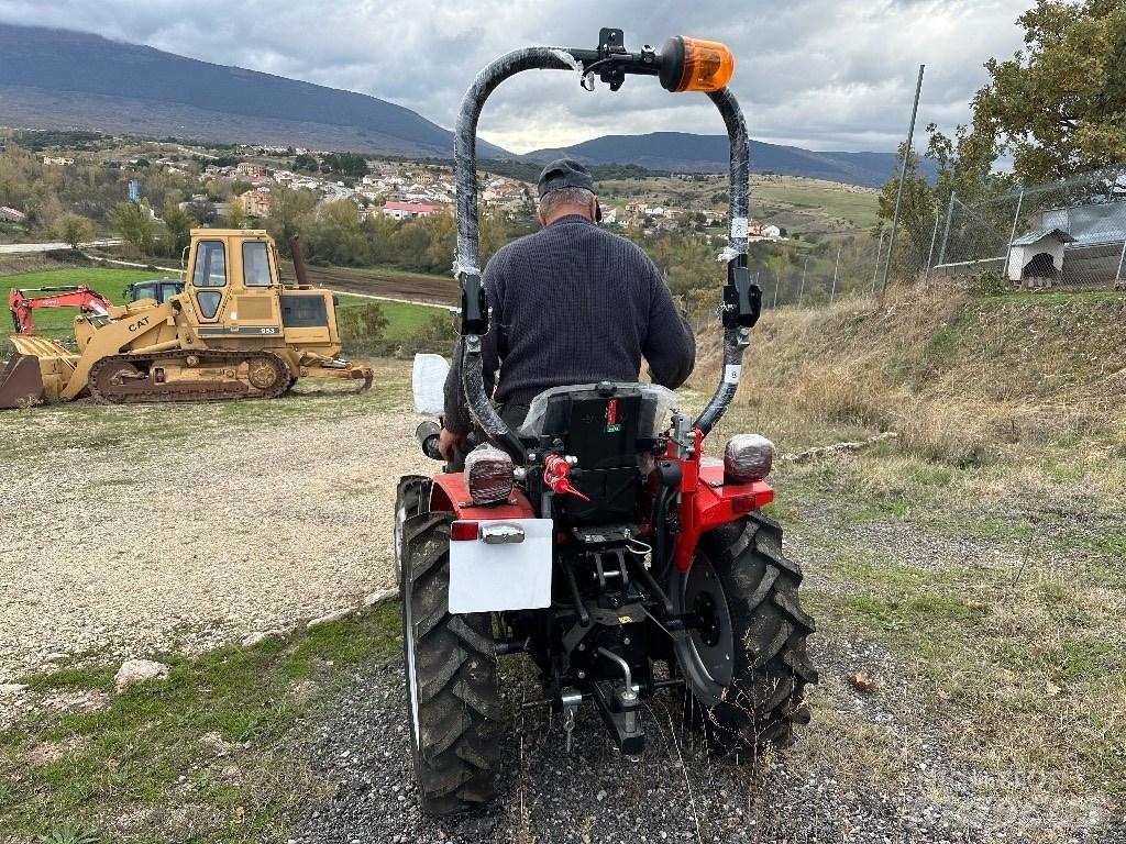  FIELDTRACK 180D Tractors