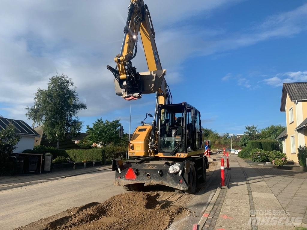 CAT M314 Wheeled excavators