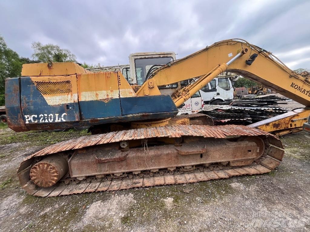 Komatsu PC 210-5 Crawler excavators