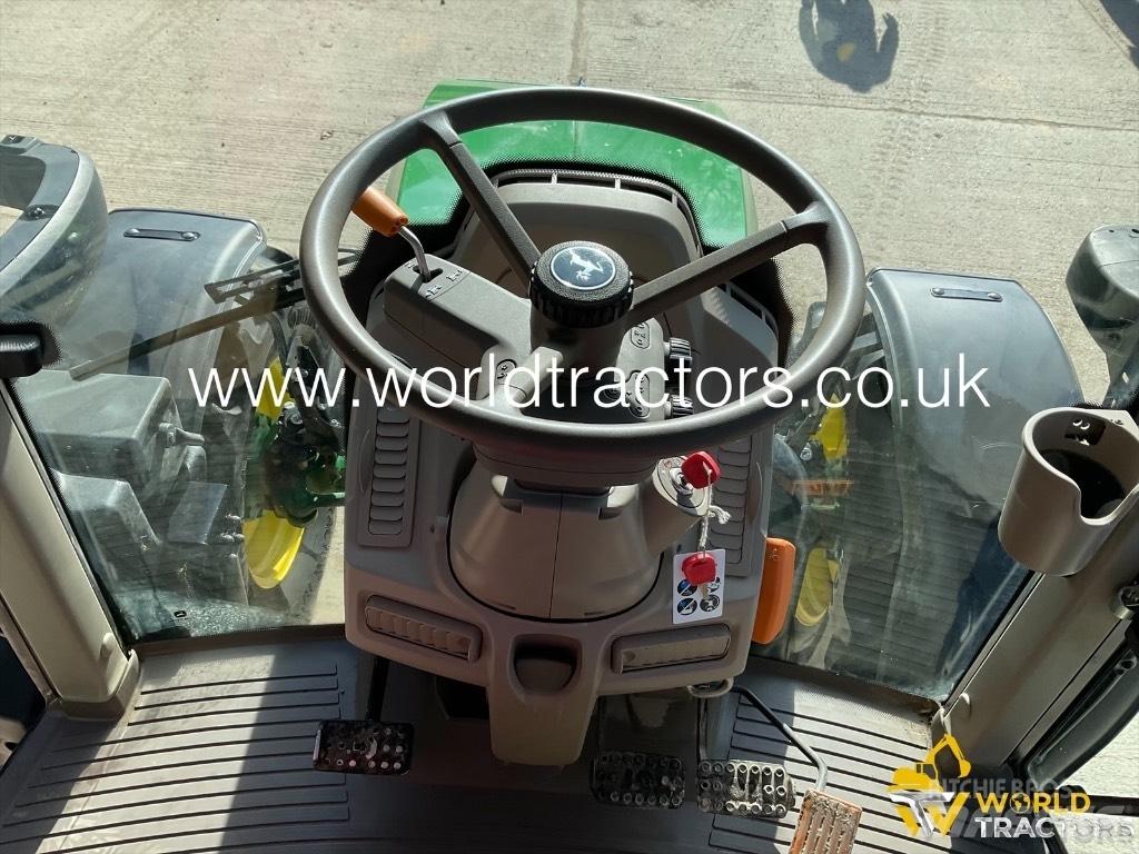 John Deere 6100 M Tractors