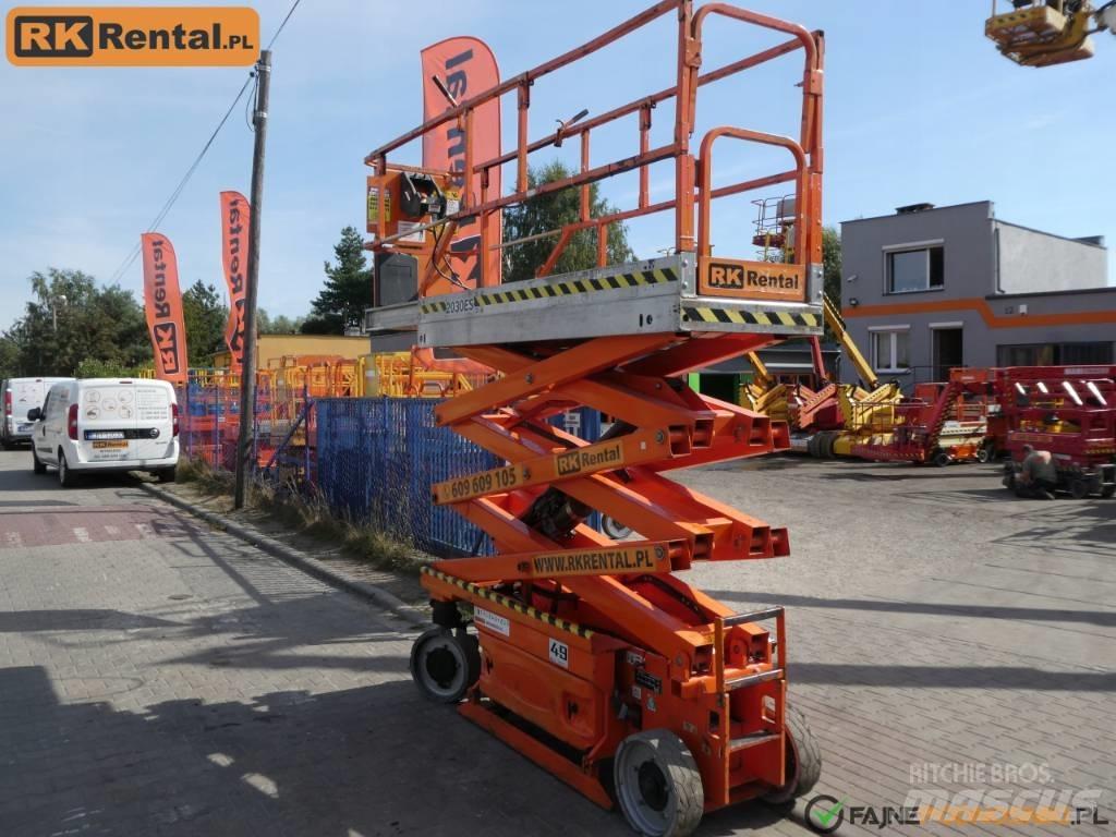 JLG 2030 ES Scissor lifts