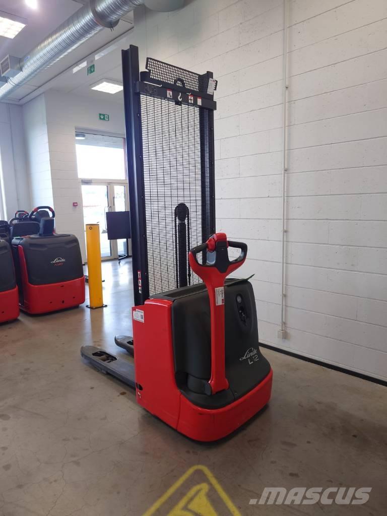 Linde L12i/1172 Pedestrian stacker