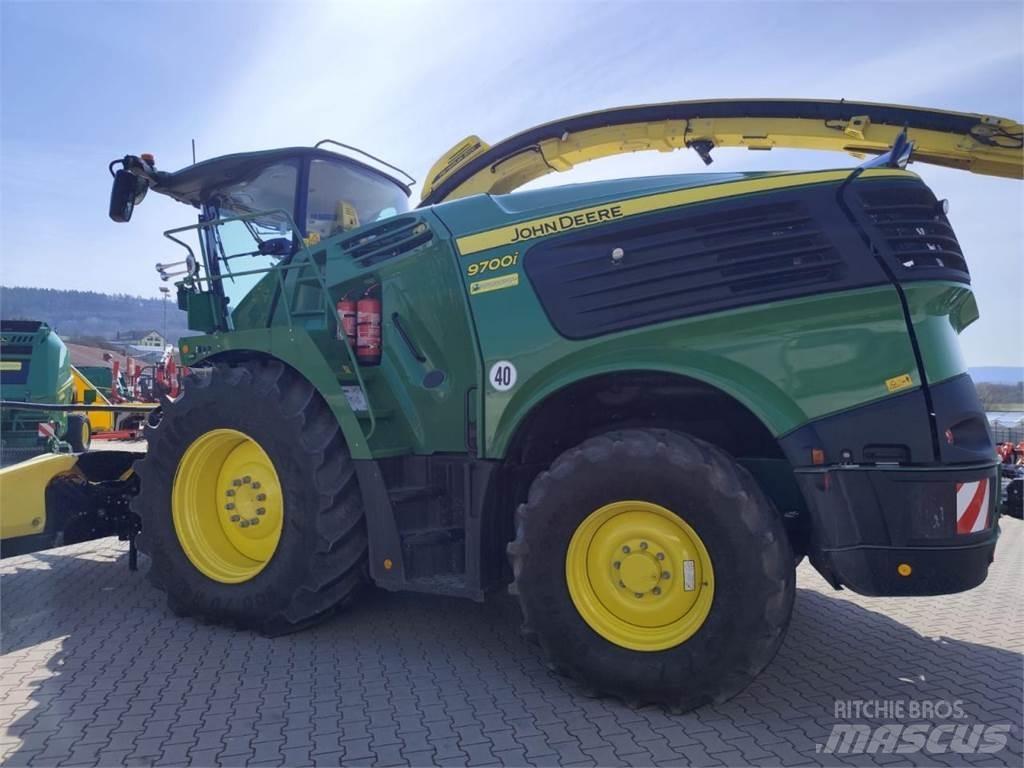 John Deere 9700i Forage harvesters