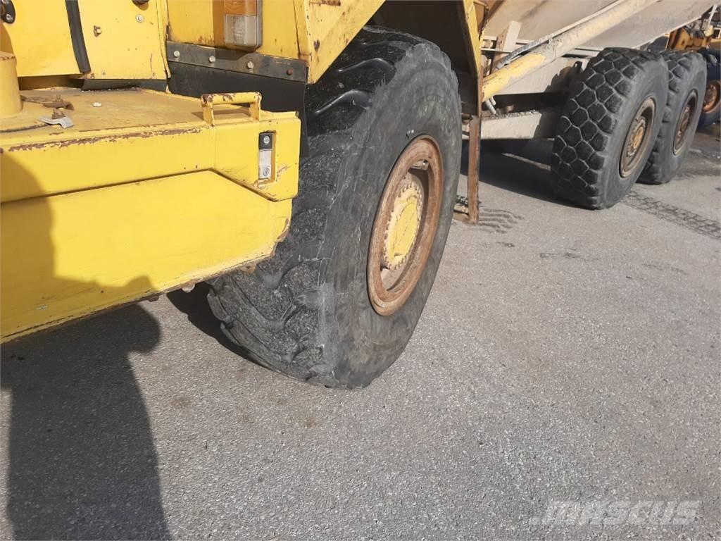 Volvo A25B 6x6 Articulated Haulers