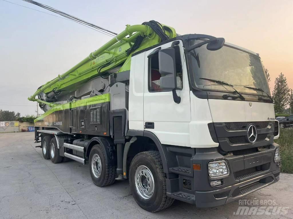 Zoomlion 56M Concrete pumps