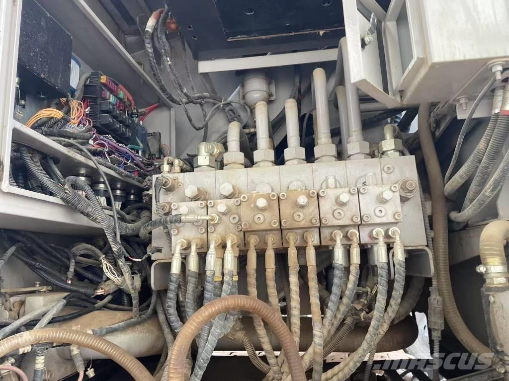 Zoomlion 90 Ton Rough terrain cranes