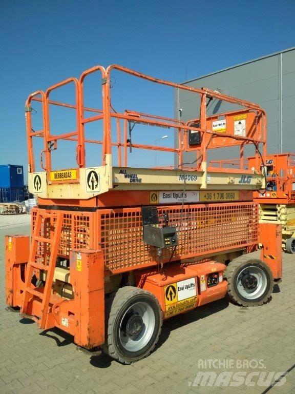JLG M 4069 Scissor lifts