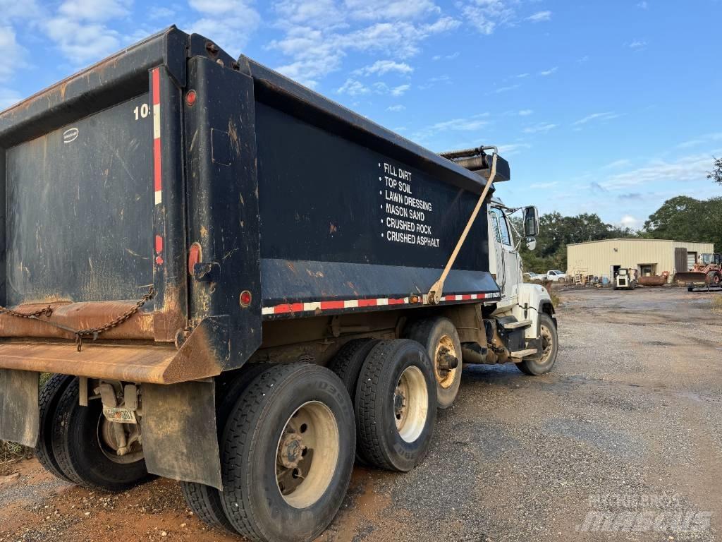Western Star 4700 Tipper trucks