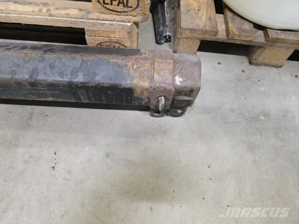 Scania R 650 Truck mounted cranes