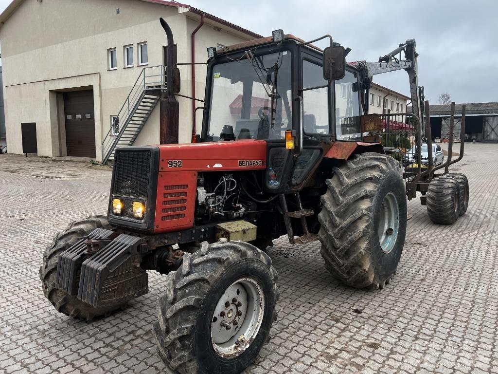 MTZ 952 Forestry tractors