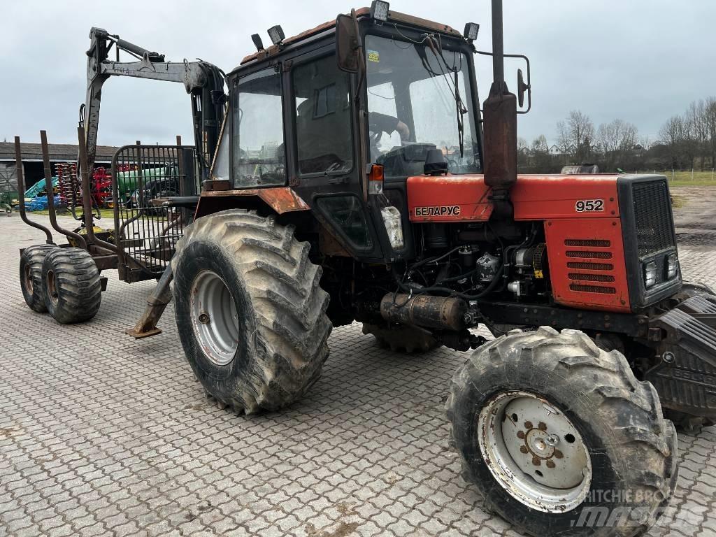 MTZ 952 Forestry tractors
