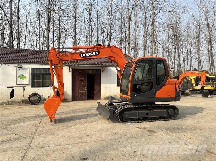 Doosan DX75 Crawler excavators