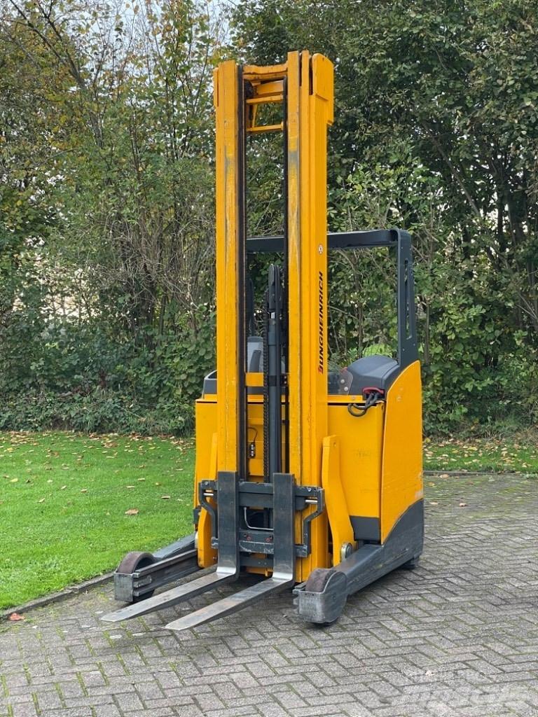 Jungheinrich ETV 114 Reach truck