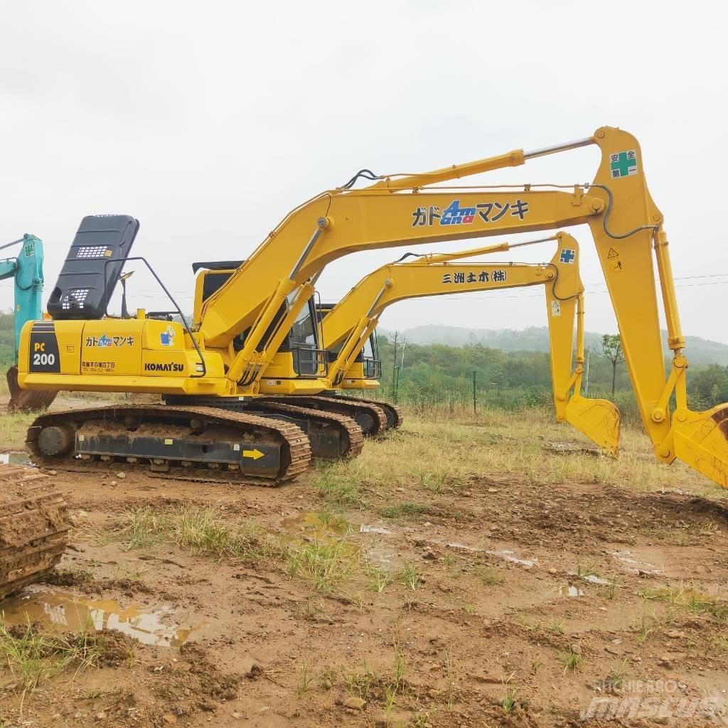 Komatsu PC200-8 Crawler excavators