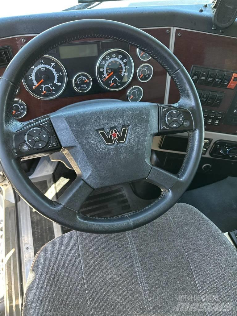 Western Star 4700 Tipper trucks