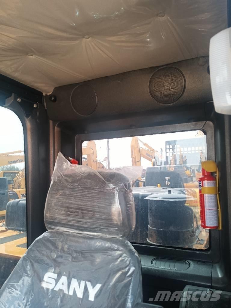 Sany SY 215 C Crawler excavators