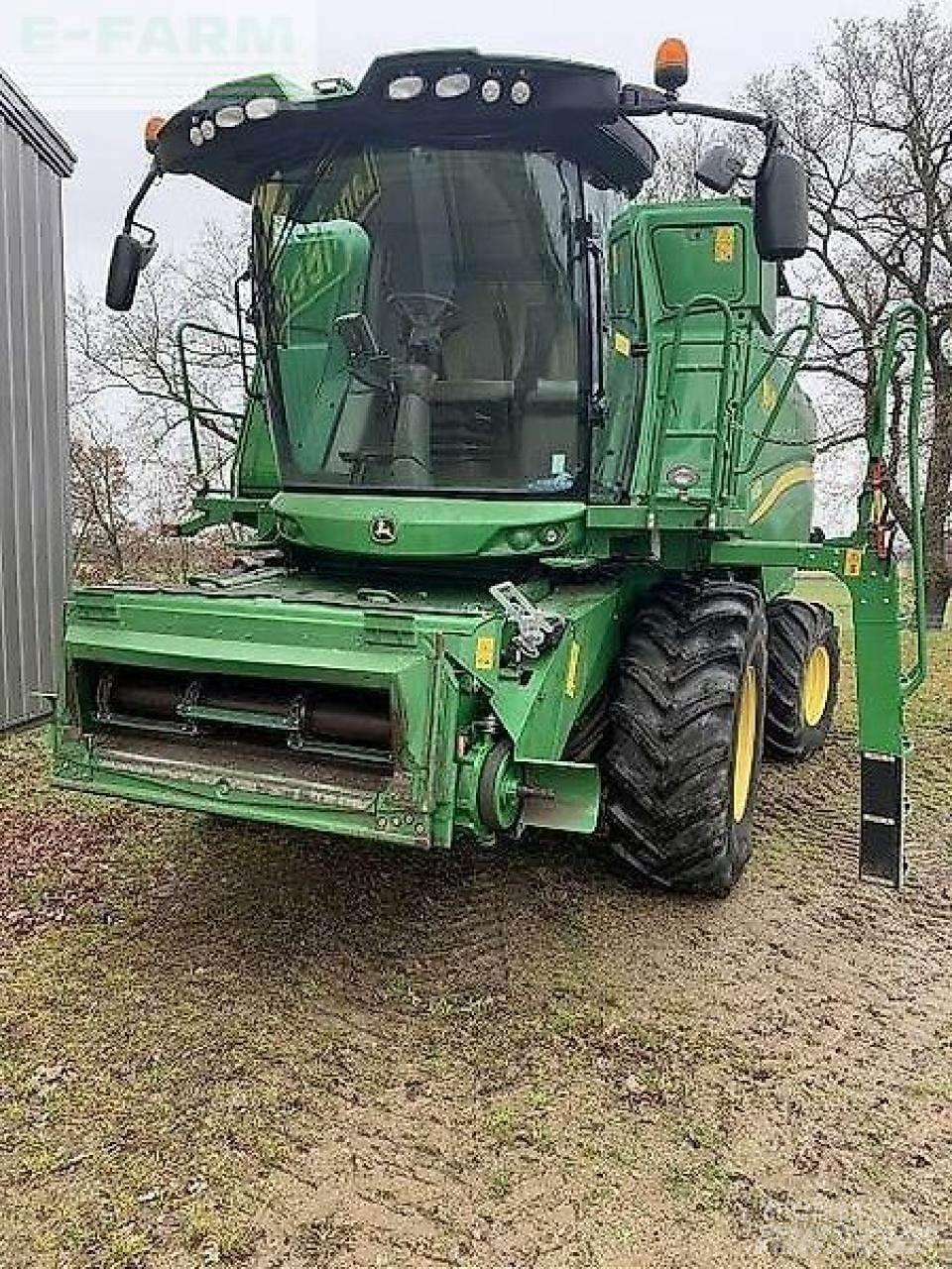 John Deere w660 Combine harvesters