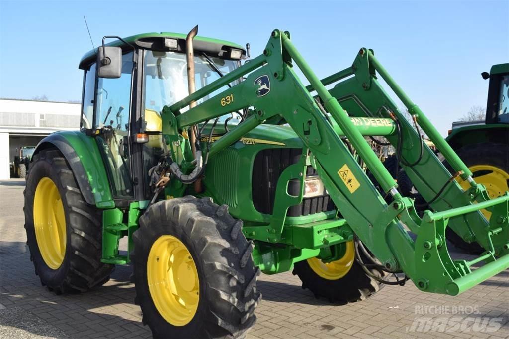 John Deere 6220 Tractors
