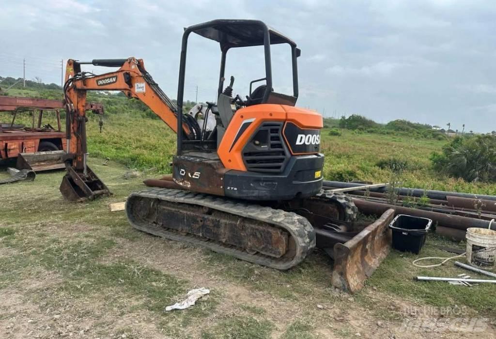 Doosan DX50 Crawler excavators
