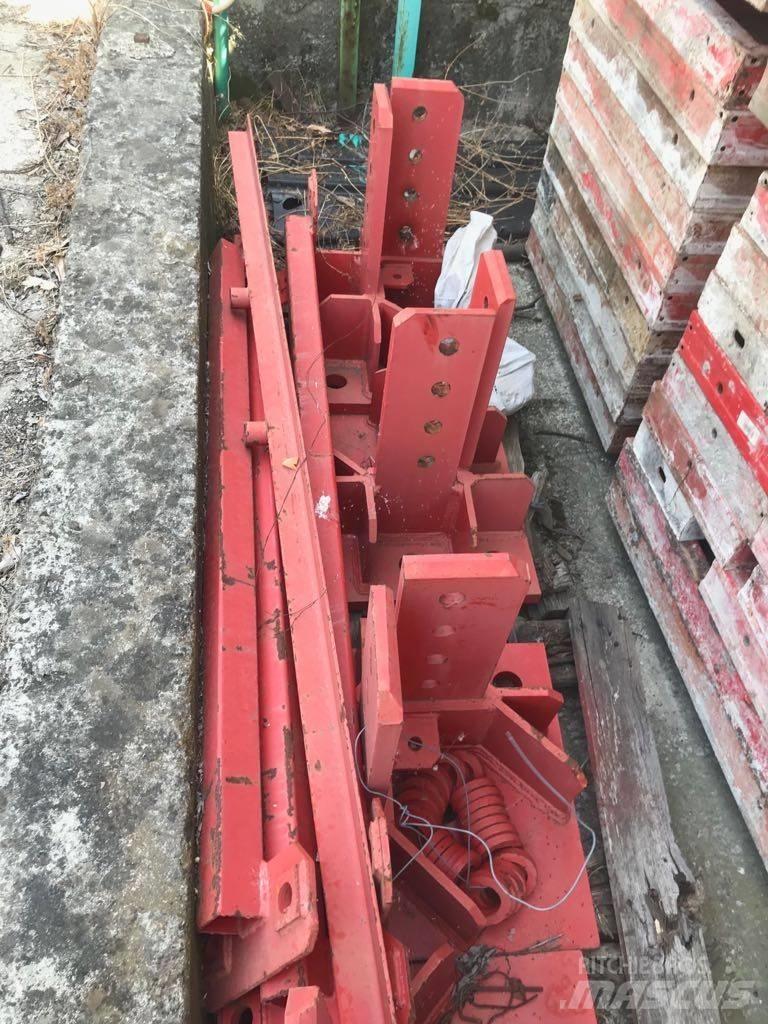 Alfa A971 Tower cranes