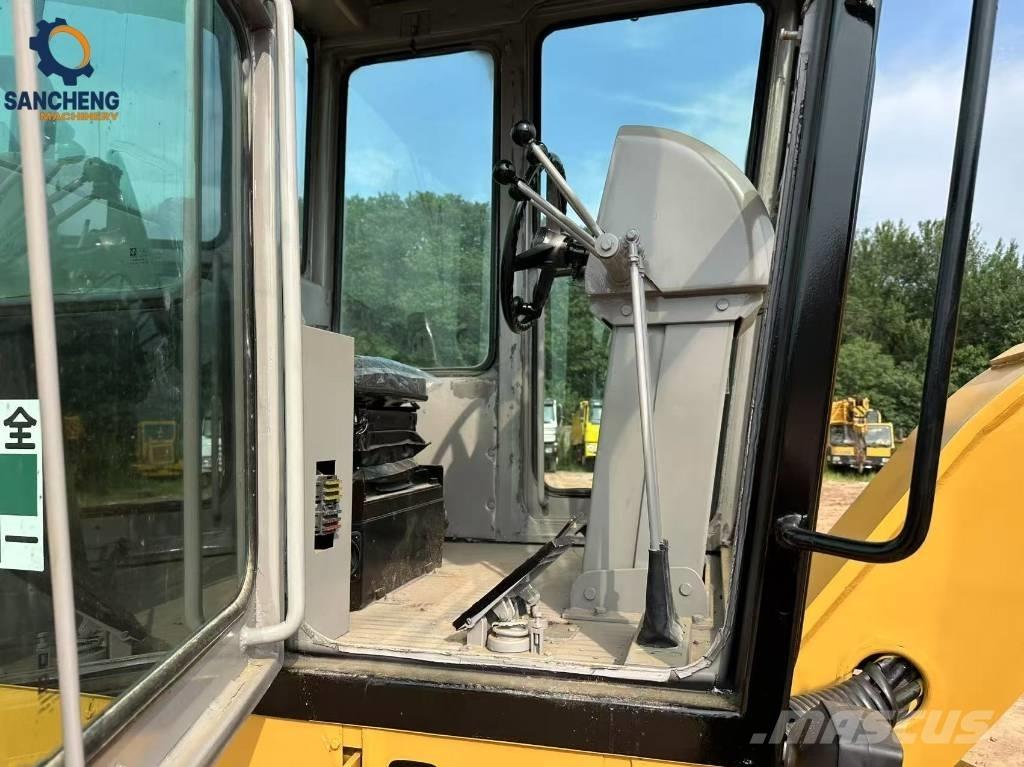 CAT 140K Graders