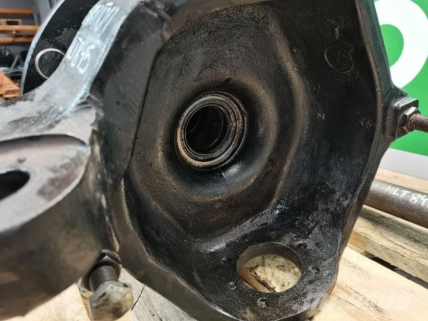Manitou MHT 790 axle Axles