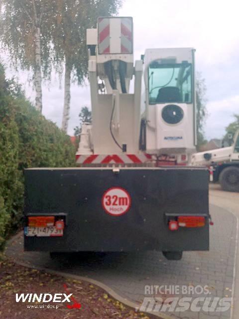 Wumag WT 320 Truck mounted platforms