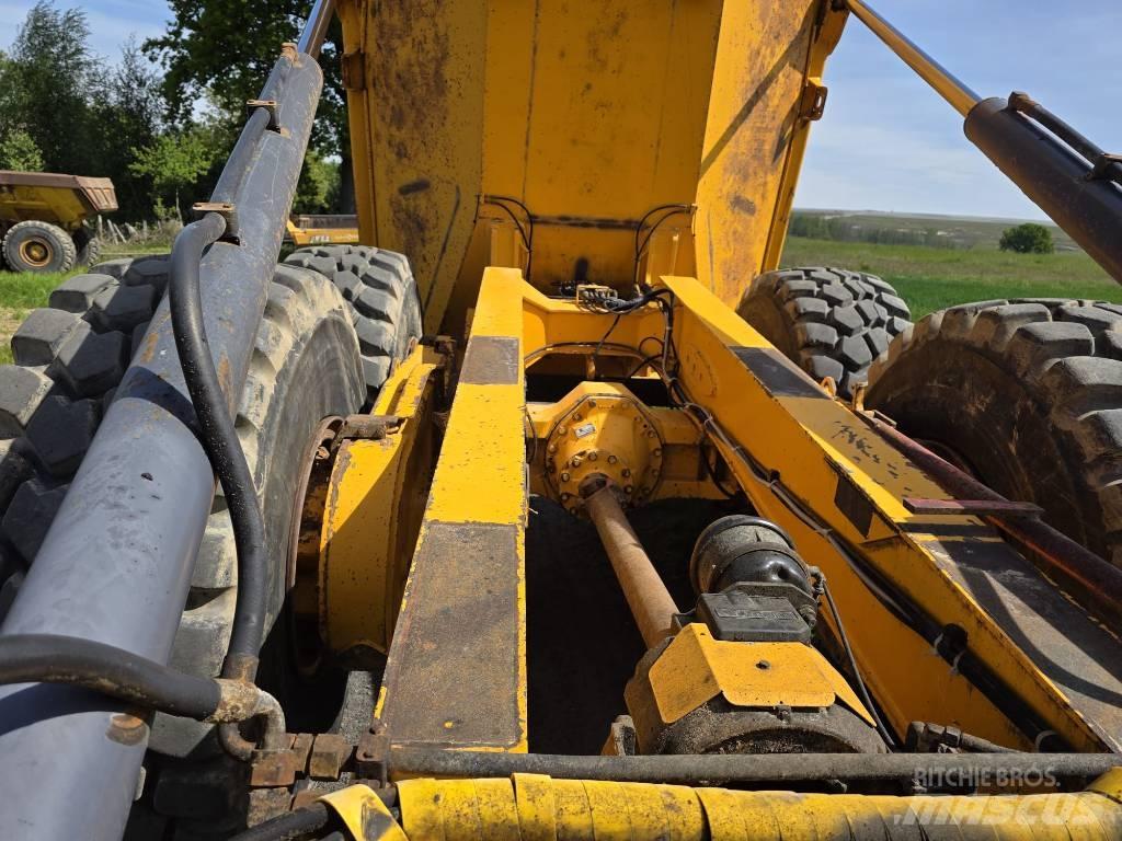 Moxy MT31 Articulated Haulers