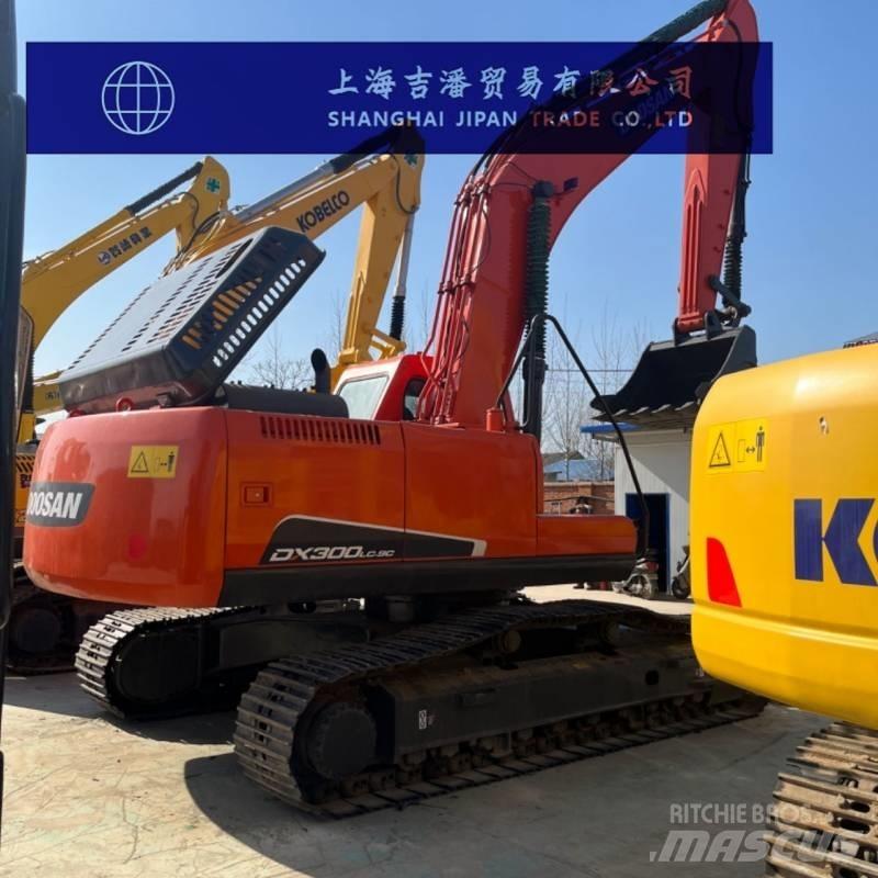 Doosan DX 300 Crawler excavators