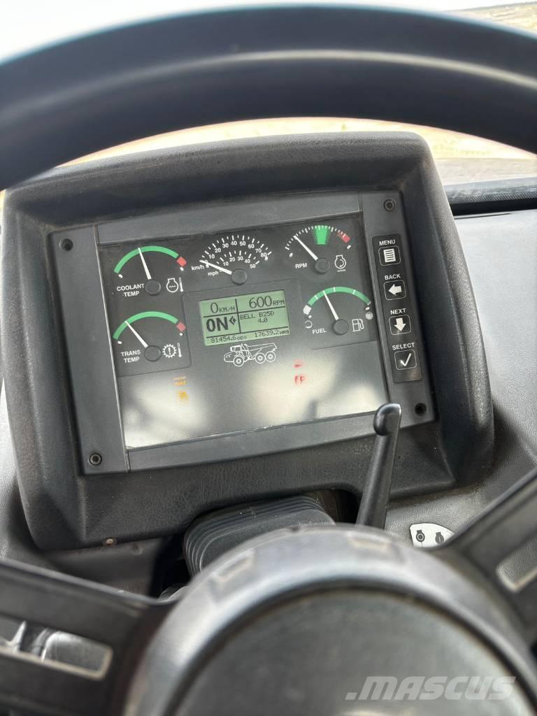 Bell B 25 Articulated Haulers