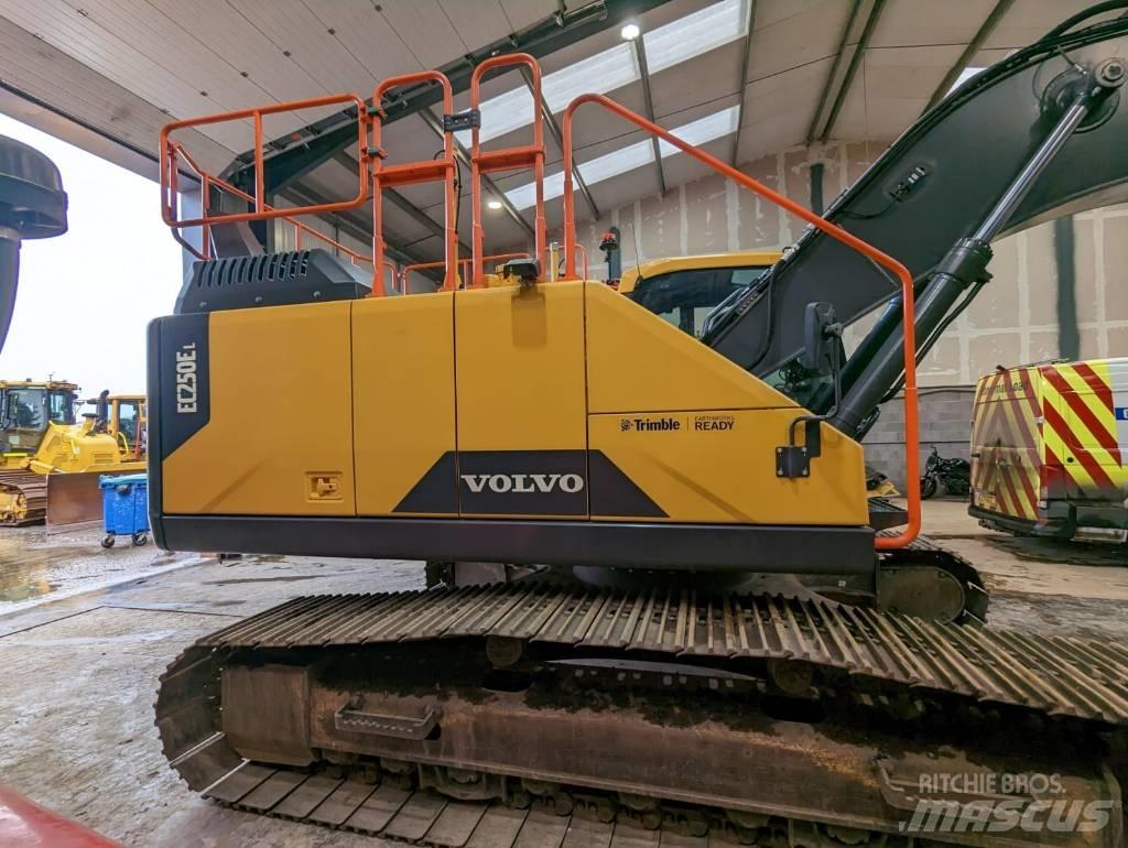 Volvo EC250EL Crawler excavators