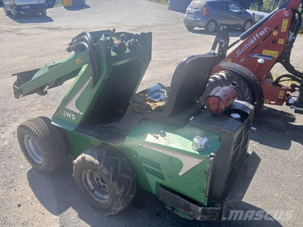Avant 320 Multi-purpose loaders
