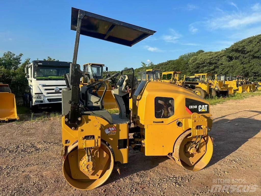 CAT CB 24 B Twin drum rollers